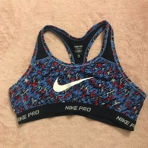 Nike Pro Sports Bra